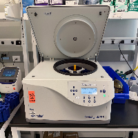 Eppendorf Centrifuge 5910 R image 0